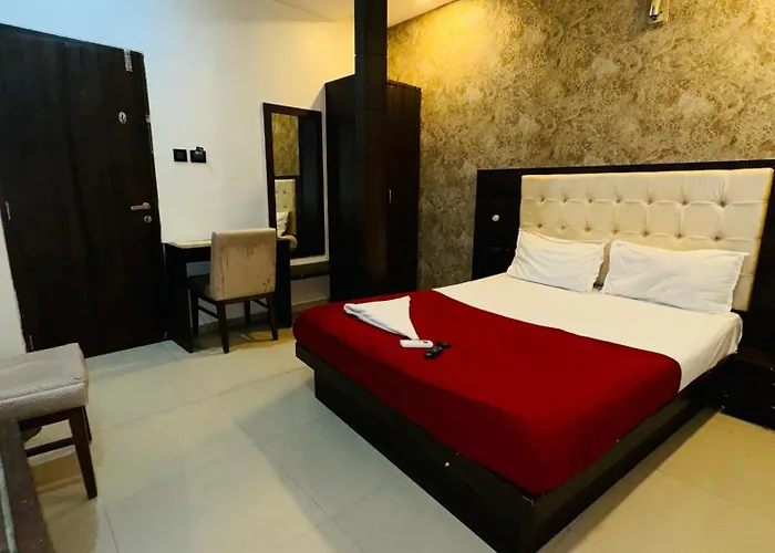 Hotel Mumbai Grand